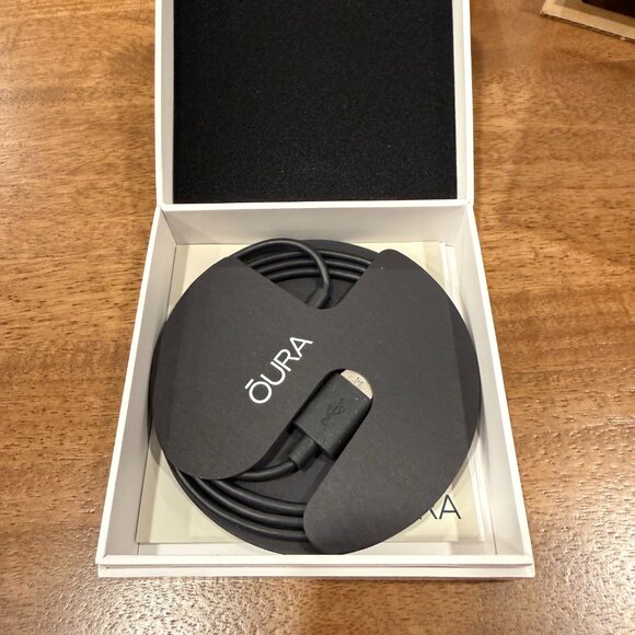 Oura Ring Gen 3 Heritage black Size 11 - Picture 4 of 5